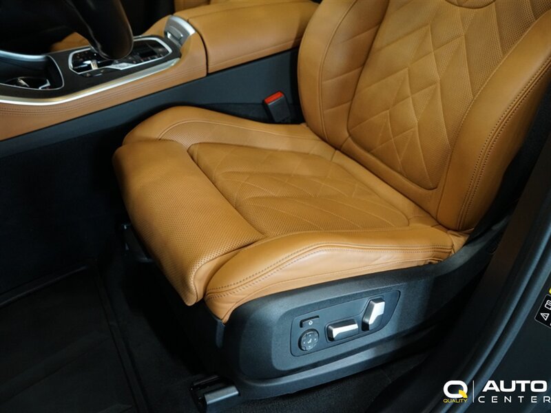 Used 2024 BMW X5 xDrive40i AWD/4WD image 17