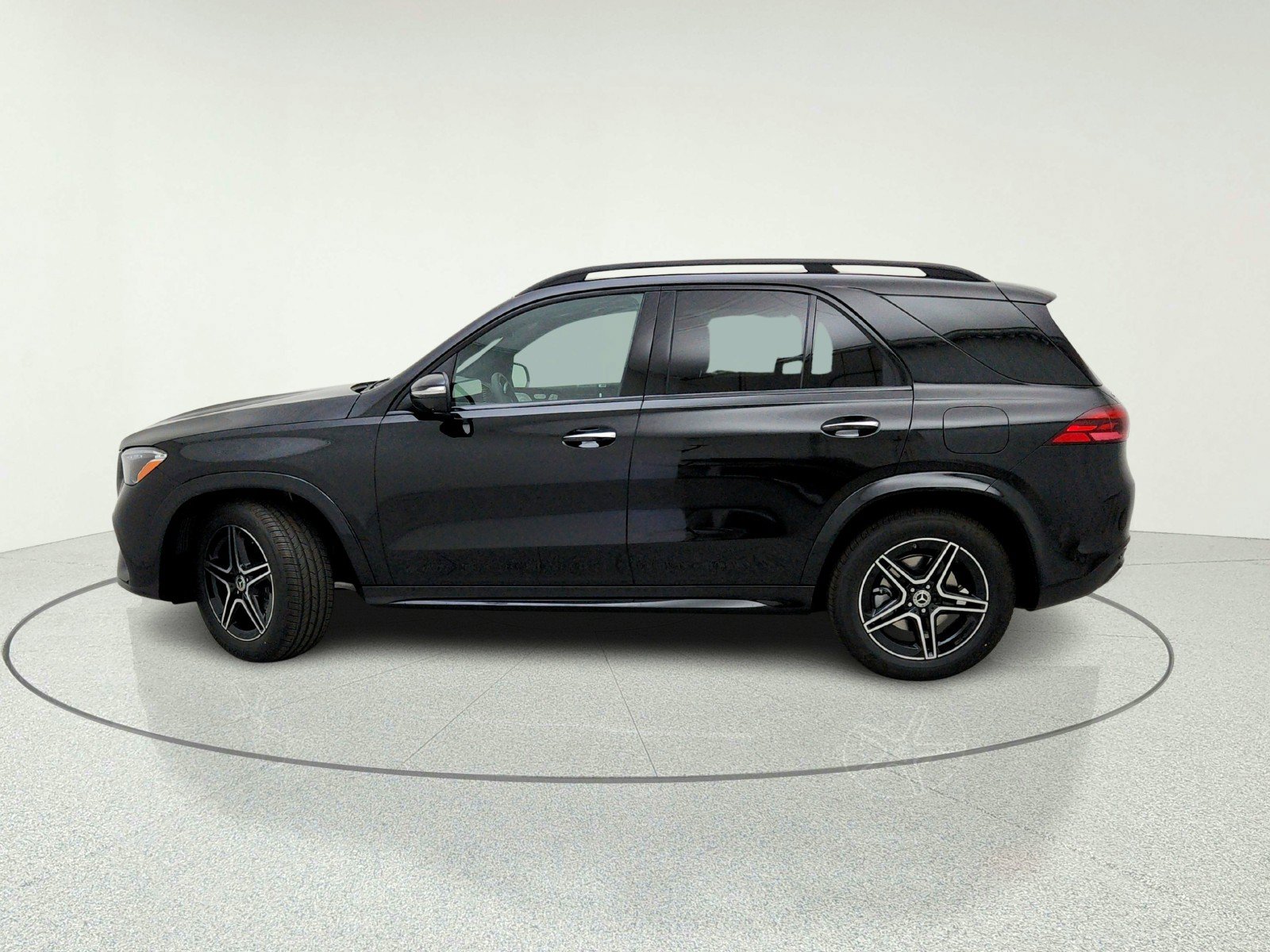 New 2026 Mercedes-Benz GLE 450e 4MATIC image 14