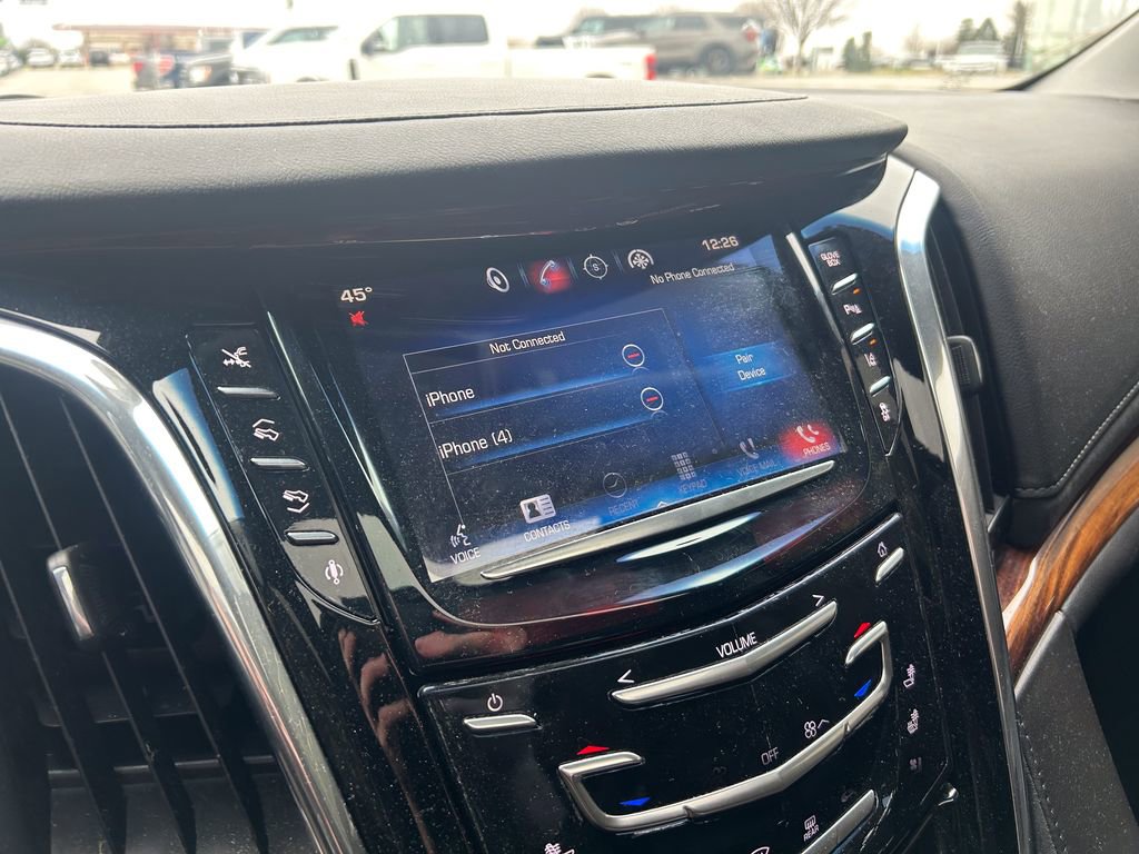 Used 2015 Cadillac Escalade Premium image 25