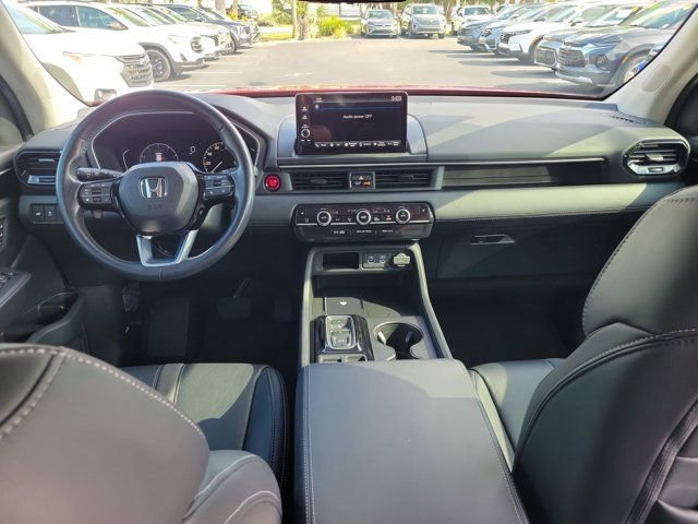 Certified 2025 Honda Pilot EX-L image 2