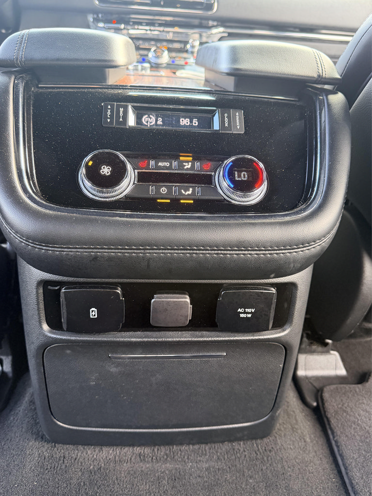 Used 2021 Lincoln Navigator L Reserve w/ Luxury Package AWD/4WD image 37