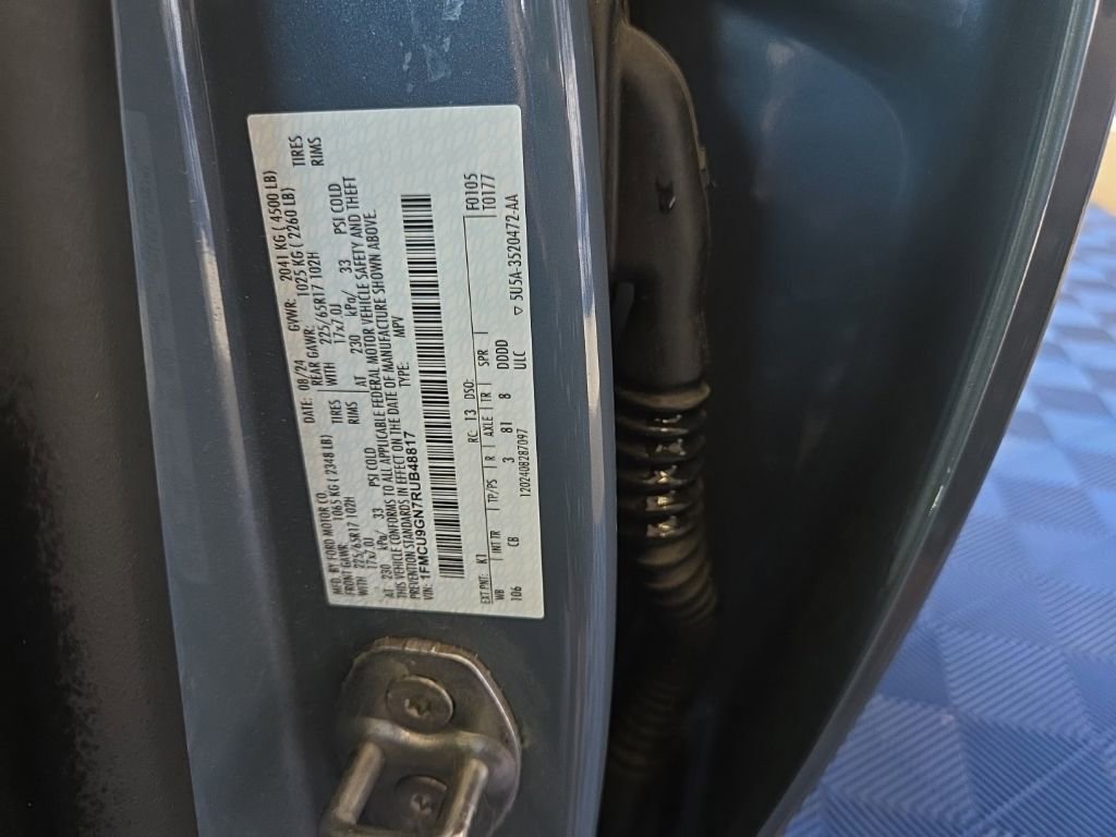 Used 2024 Ford Escape Active AWD/4WD image 9