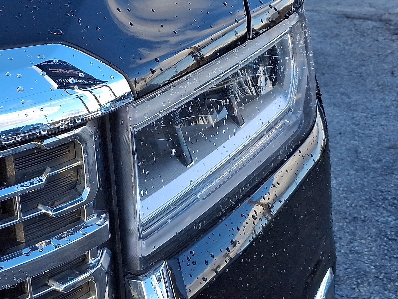 Used 2021 GMC Acadia Denali w/ Denali Technology Package image 10