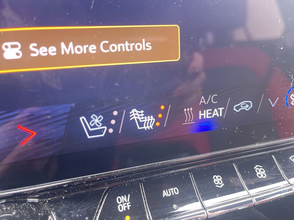 Used 2025 Chevrolet Blazer EV RS image 15