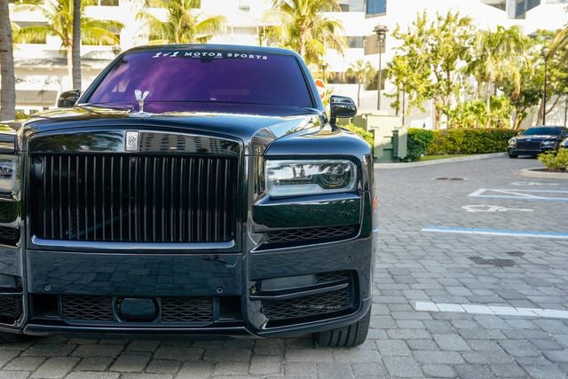 Used 2023 Rolls-Royce Cullinan w/ Cullinan Package image 8