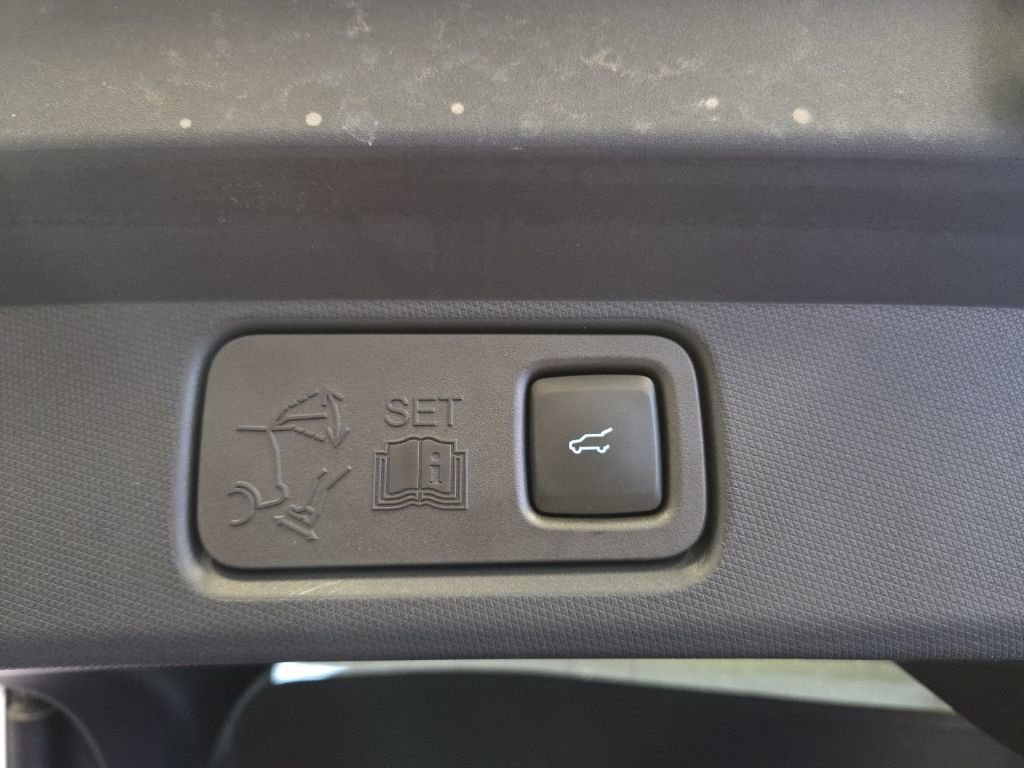 Used 2023 Ford Mustang Mach-E Premium image 25