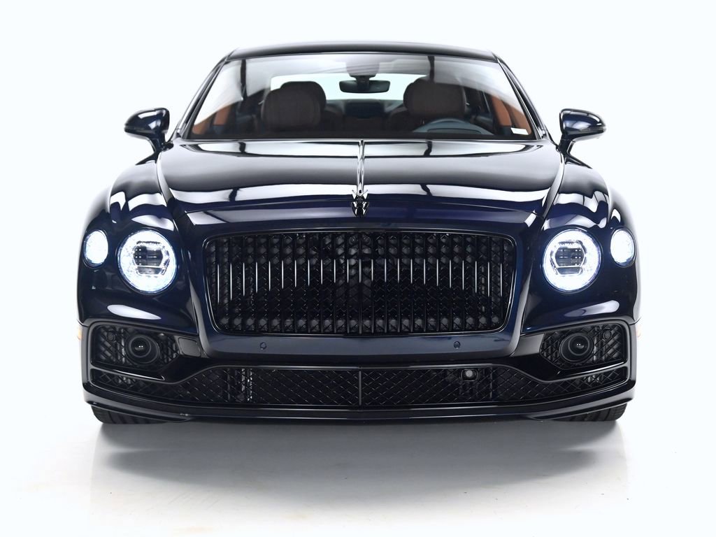 Used 2022 Bentley Flying Spur V8 AWD/4WD image 7