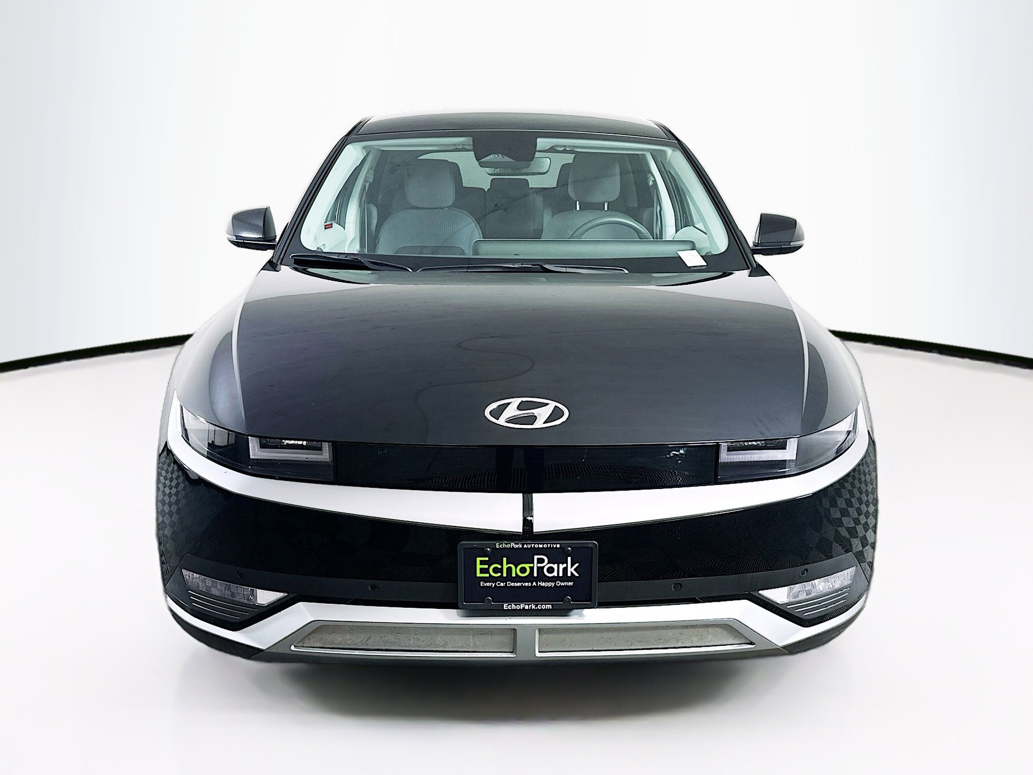 Used 2024 Hyundai Ioniq 5 SEL RWD image 2
