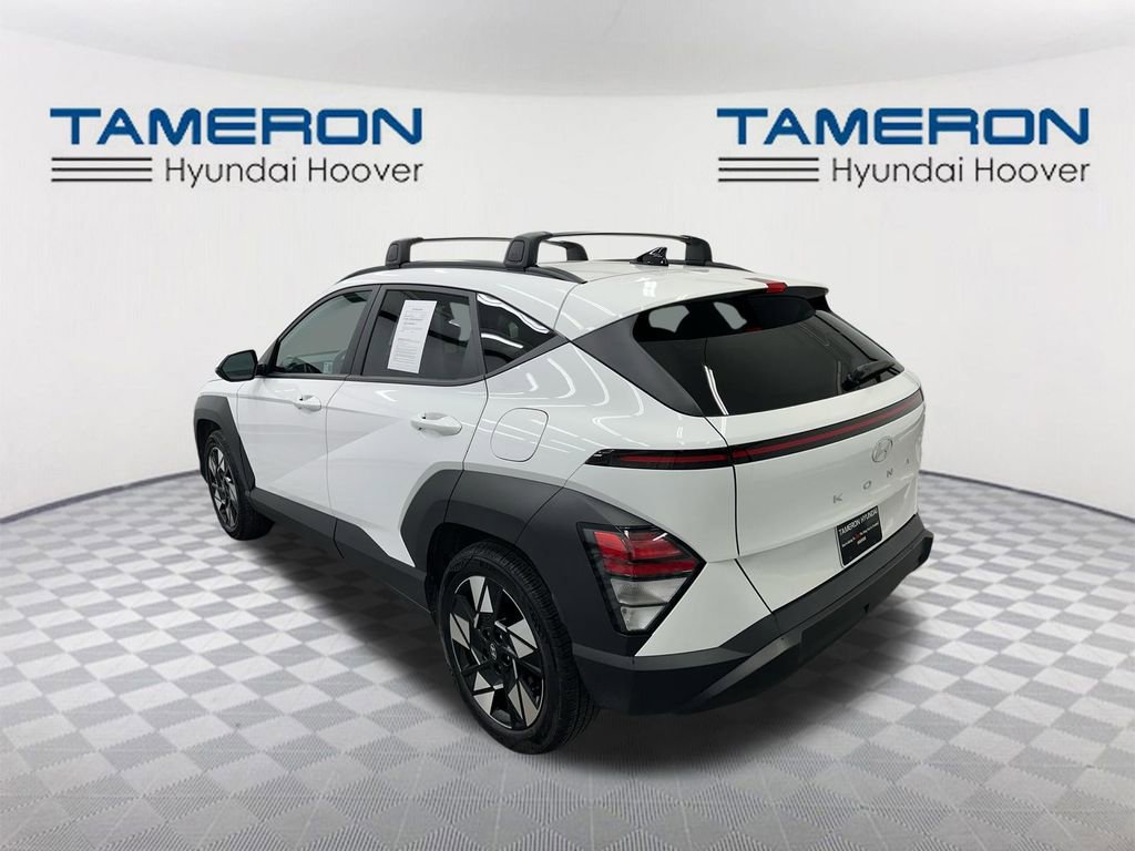 Used 2024 Hyundai Kona SEL w/ Convenience Package image 3