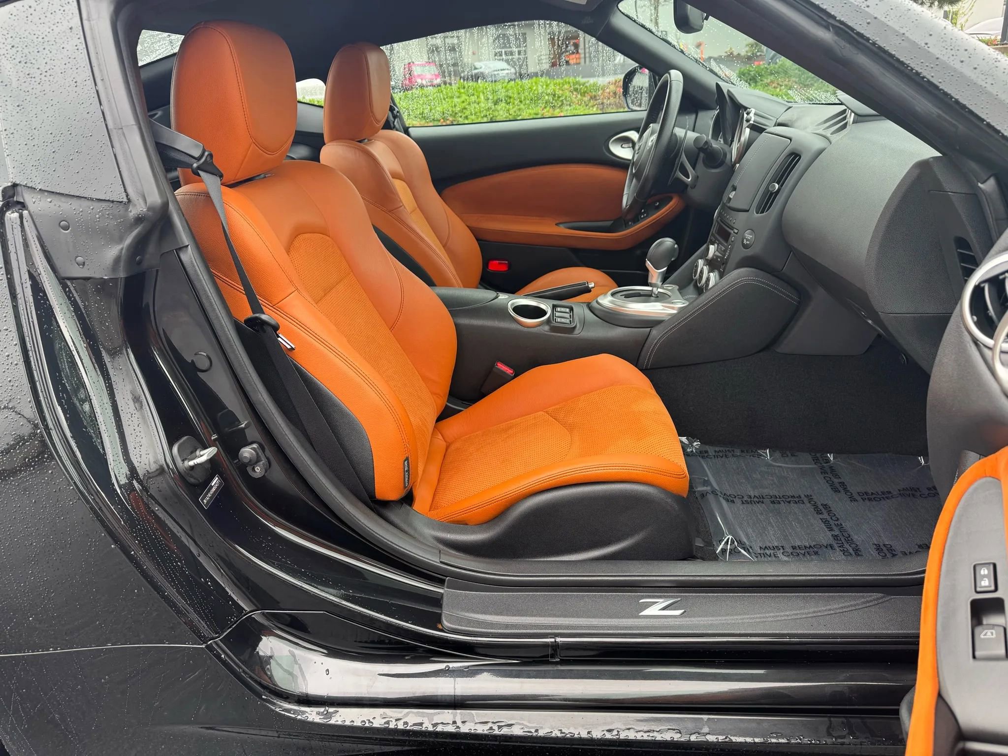 Used 2010 Nissan 370Z Touring image 30