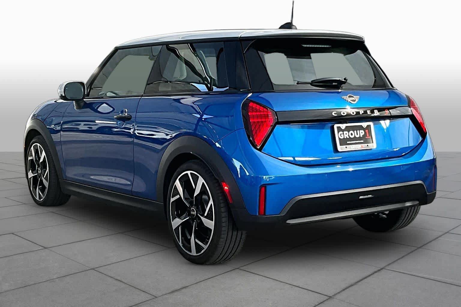 Used 2026 MINI Cooper S FWD image 11