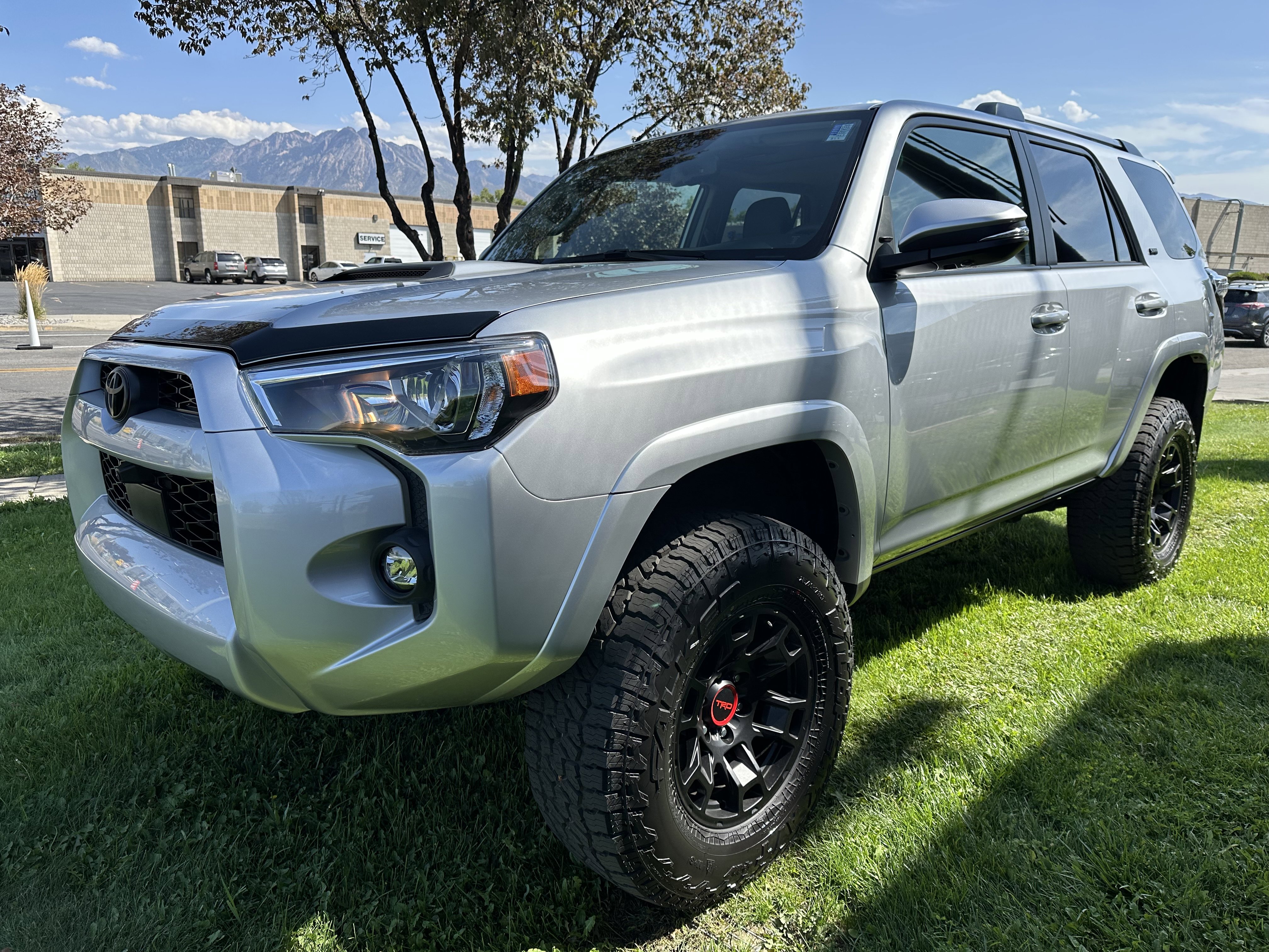 Used 2022 Toyota 4Runner SR5 Premium image 11
