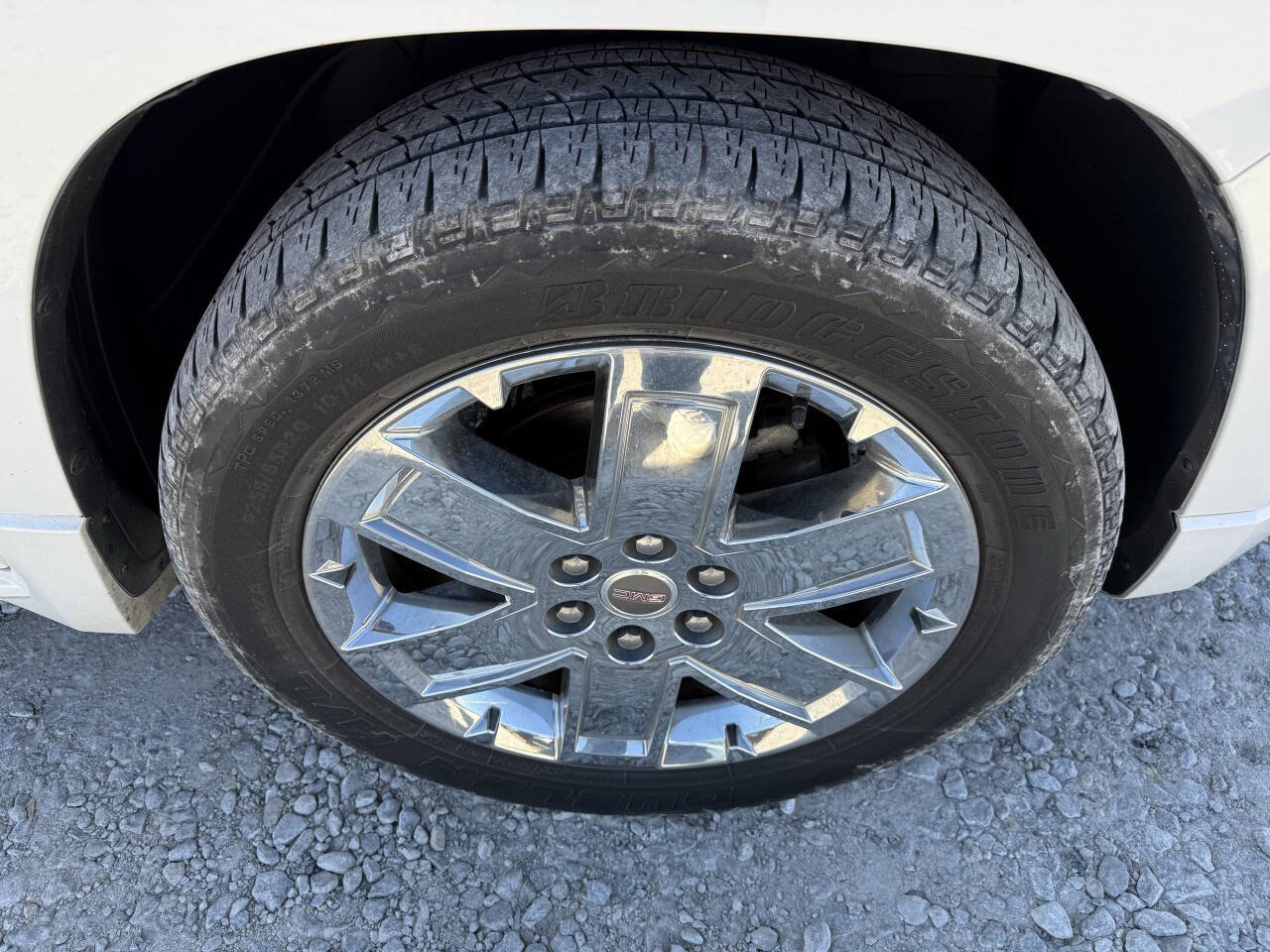 Used 2016 GMC Acadia Denali image 9