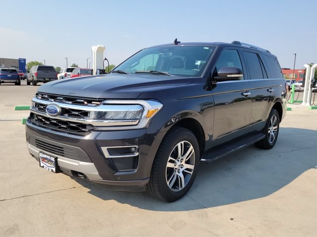 Used 2022 Ford Expedition Limited AWD/4WD image 4