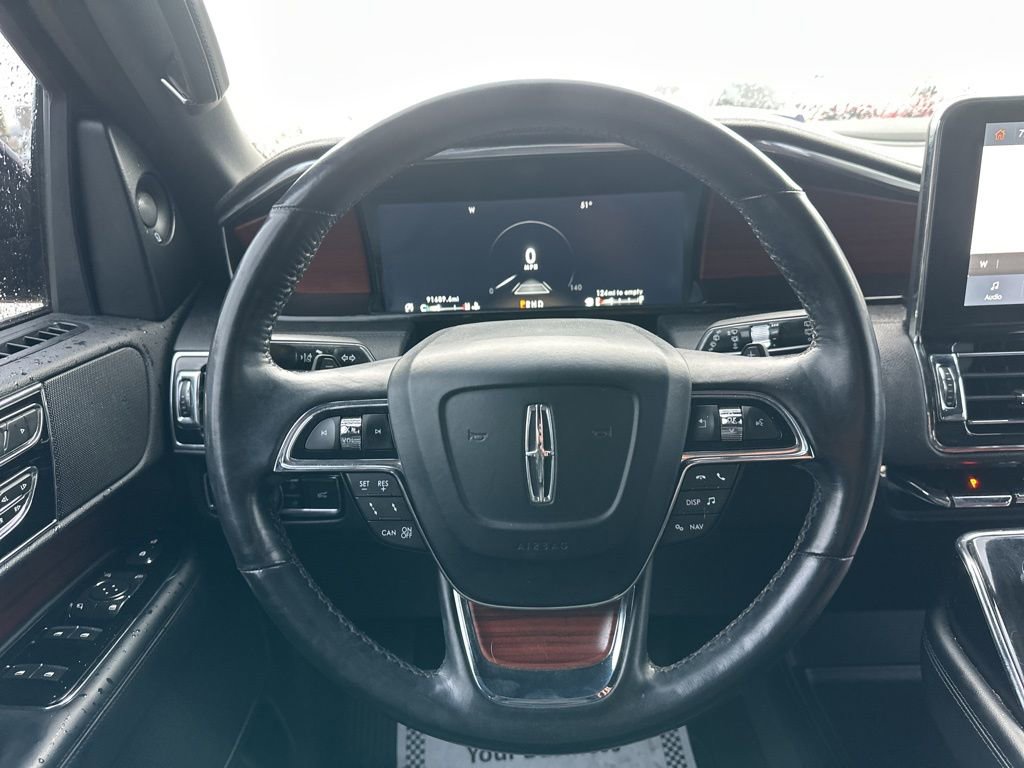 Used 2021 Lincoln Navigator Reserve AWD/4WD image 16