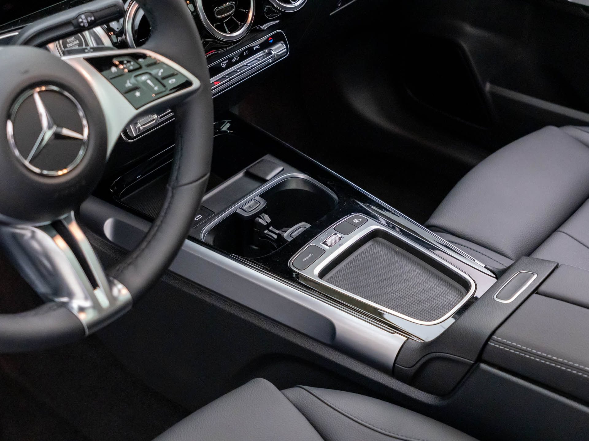 New 2026 Mercedes-Benz GLB 250 4MATIC image 12