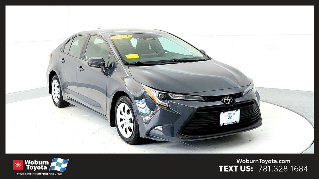Used 2024 Toyota Corolla LE FWD image 1