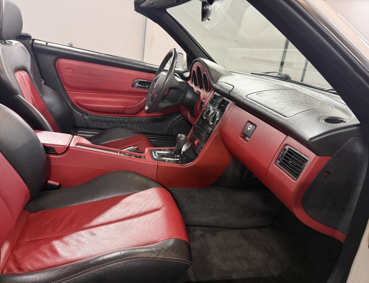 Used 1998 Mercedes-Benz SLK 230 image 11