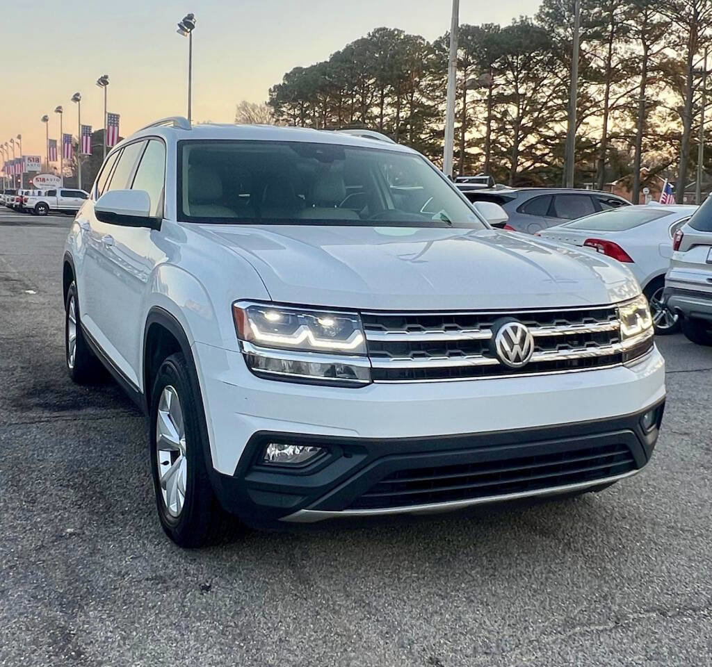 Used 2018 Volkswagen Atlas SE image 3