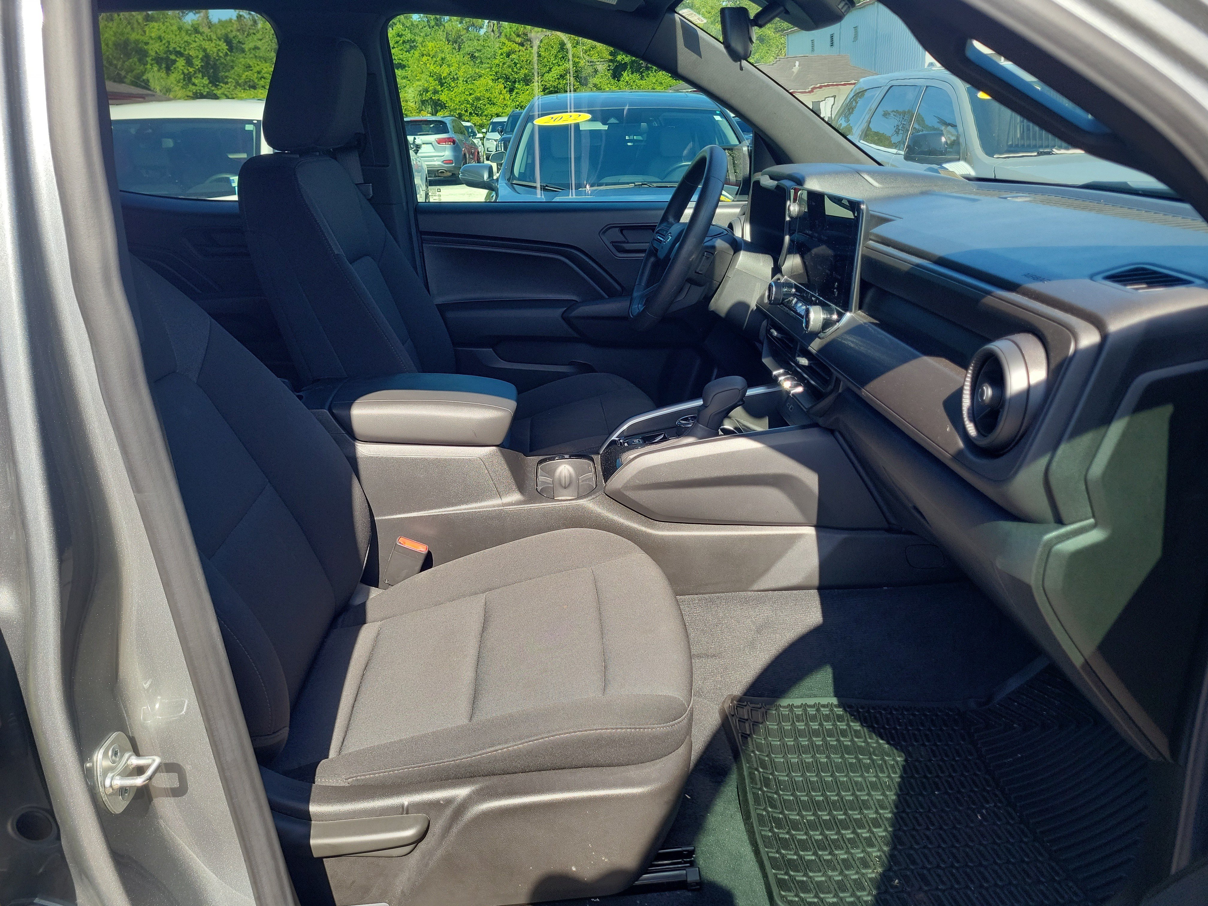 Used 2024 Chevrolet Colorado Trail Boss w/ Technology Package AWD/4WD image 7
