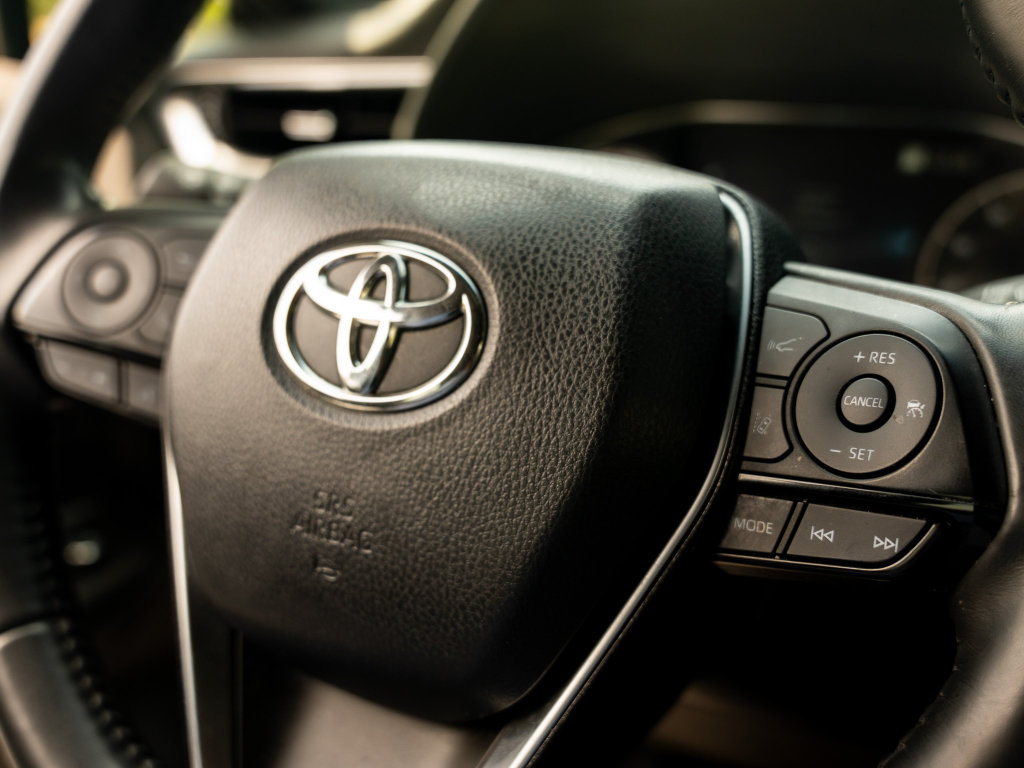 Used 2023 Toyota Venza Nightshade AWD/4WD image 28