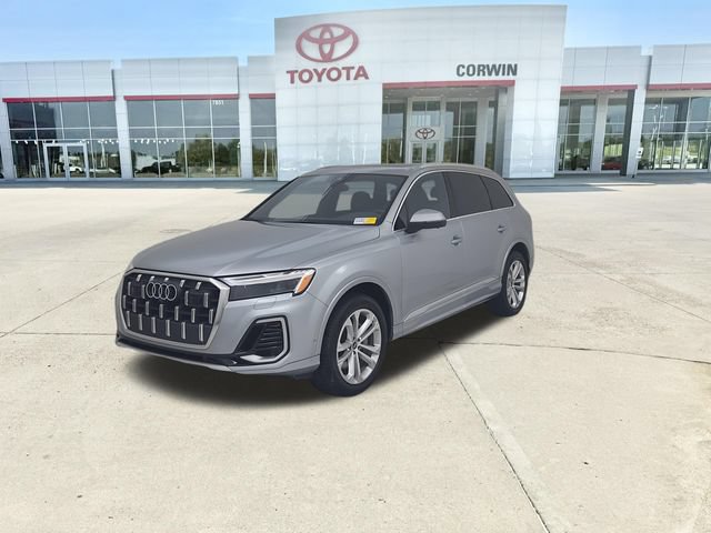 Used 2025 Audi Q7 3.0T Premium Plus AWD/4WD image 31