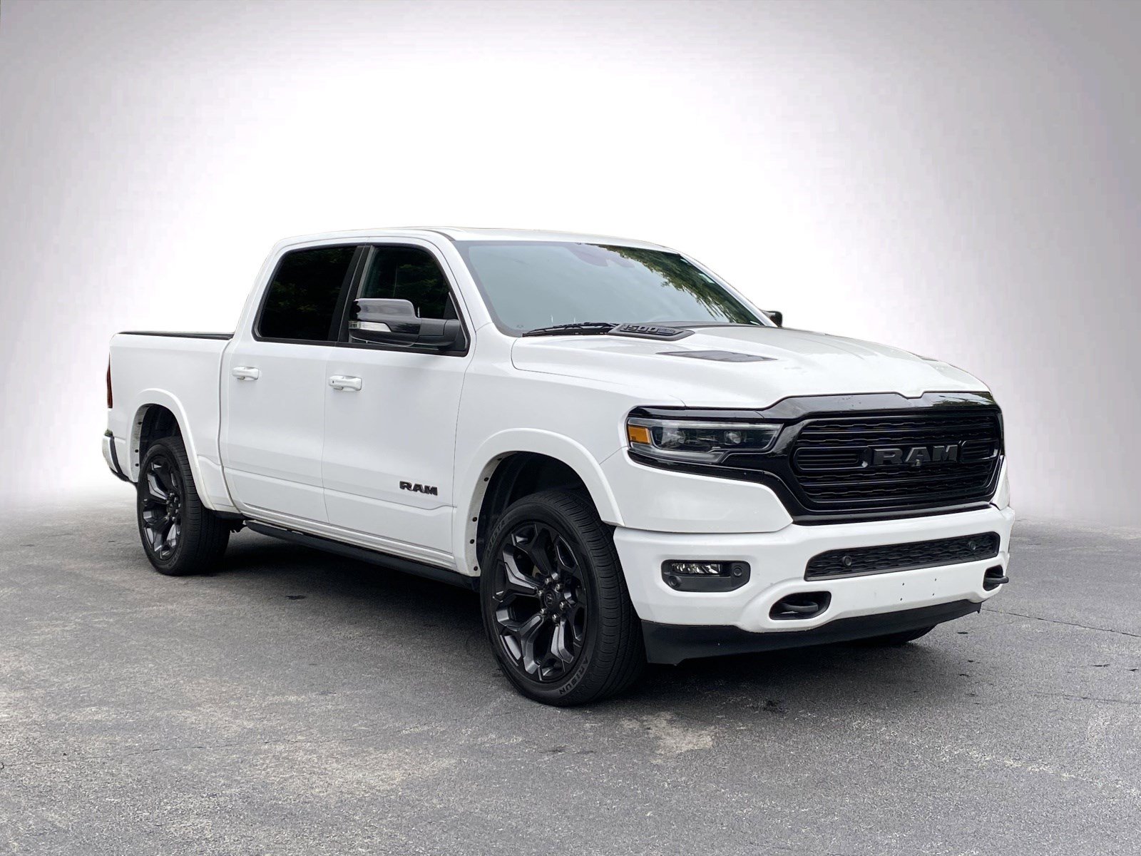 Used 2021 RAM 1500 Limited w/ Night Edition AWD/4WD image 2