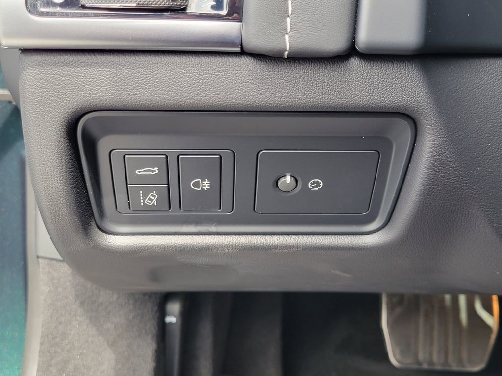 Used 2023 Jaguar F-TYPE R-Dynamic image 12