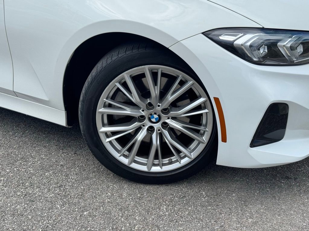 Used 2023 BMW 330i Sedan w/ Driving Assistance Package image 14