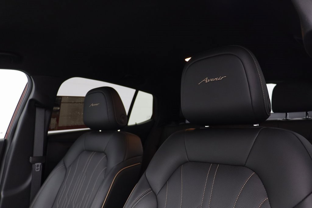 Used 2025 Buick Envista Avenir image 12