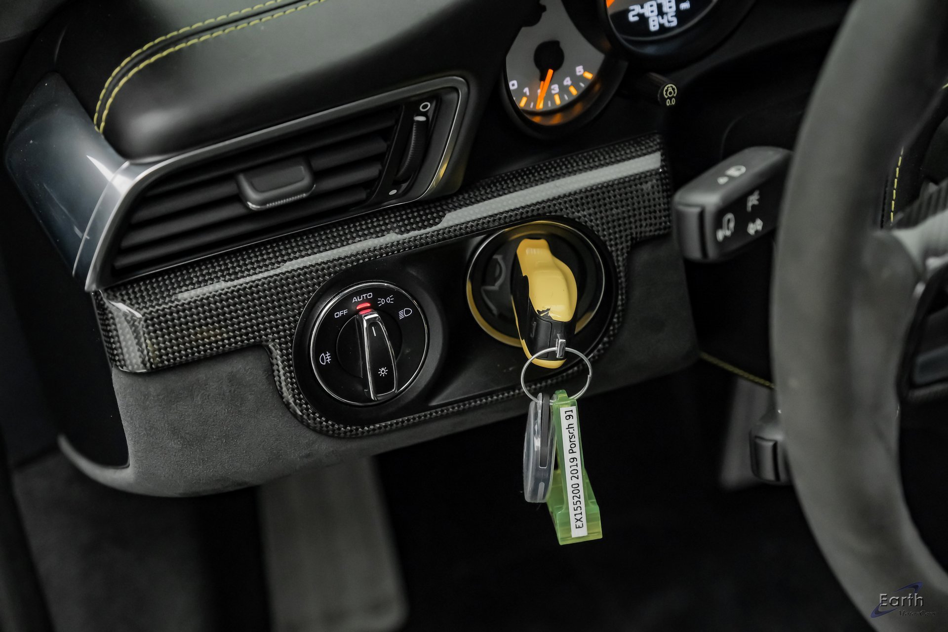 Used 2019 Porsche 911 GT2 RS w/ Weissach Package image 94