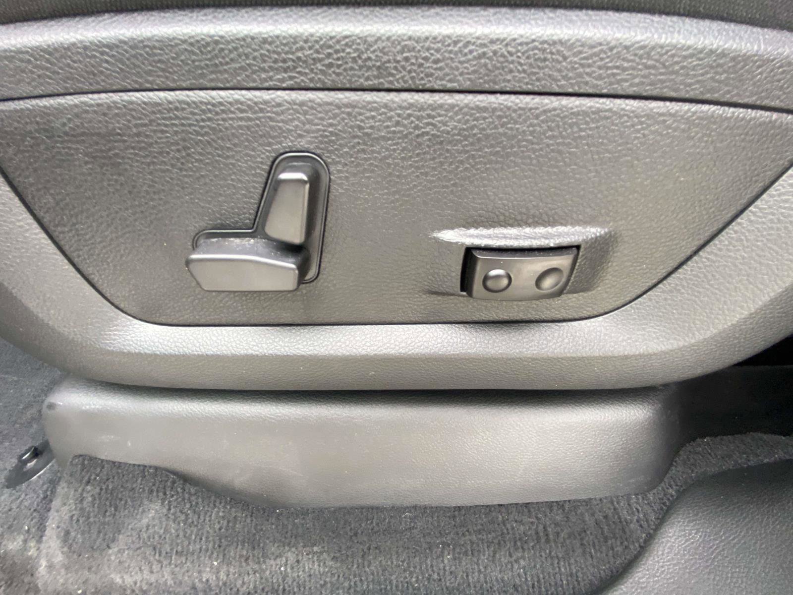 Used 2025 RAM 2500 Big Horn image 10