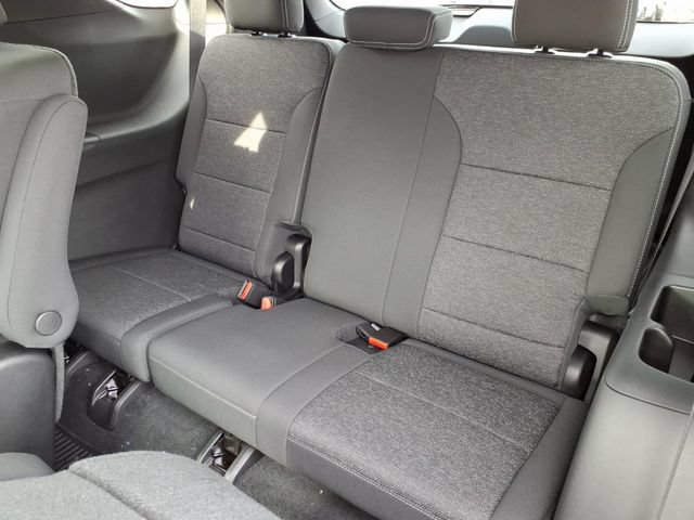 New 2027 Chevrolet Traverse LT w/ Driver Confidence Package FWD image 10