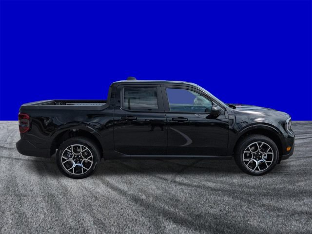 New 2026 Ford Maverick Lariat w/ 4K Tow Package AWD/4WD image 3