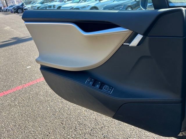 Used 2016 Tesla Model S 70D image 20