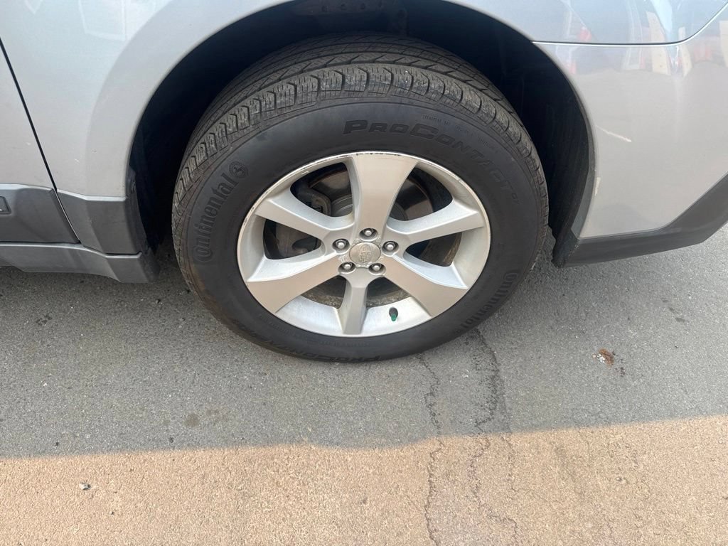 Used 2014 Subaru Outback 2.5i Limited AWD/4WD image 23