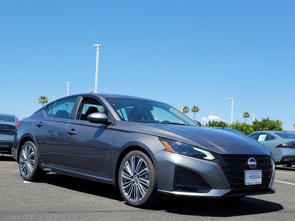 New 2026 Nissan Altima 2.5 SV w/ SV Premium Package FWD image 9
