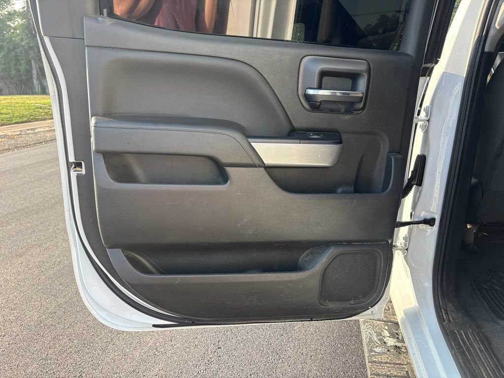 Used 2018 Chevrolet Silverado 1500 LT w/ All Star Edition AWD/4WD image 18