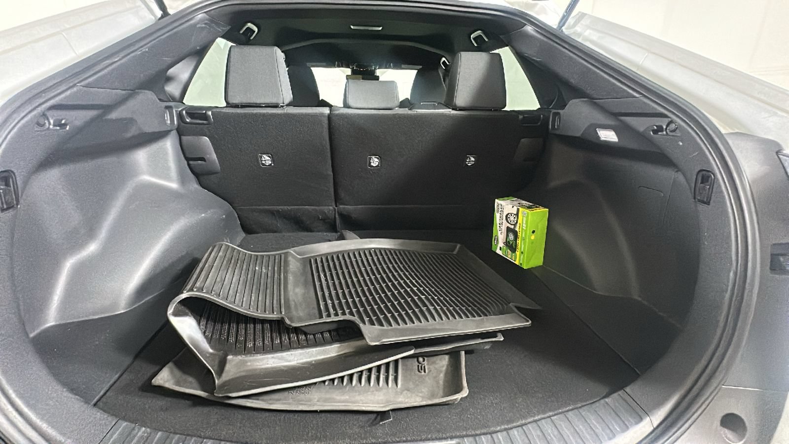 Used 2023 Subaru Solterra AWD image 31
