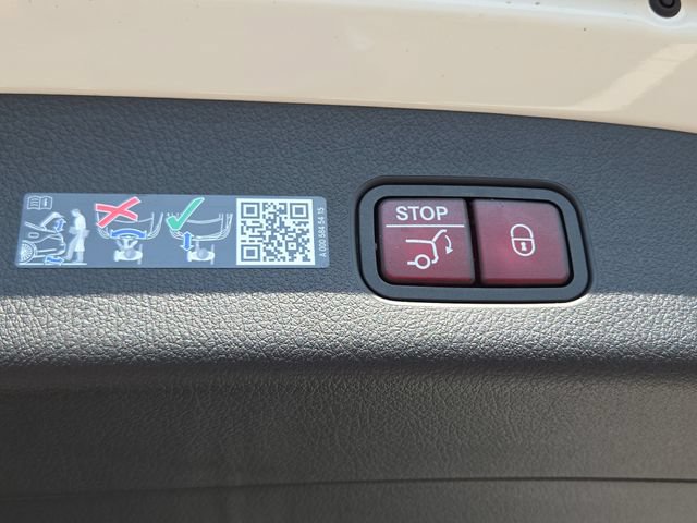 New 2026 Mercedes-Benz GLC 300 4MATIC image 29