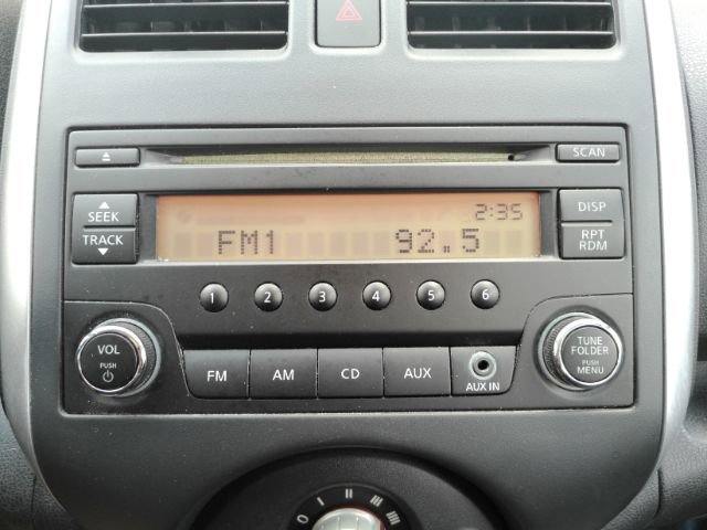 Used 2014 Nissan Versa Note S FWD image 8