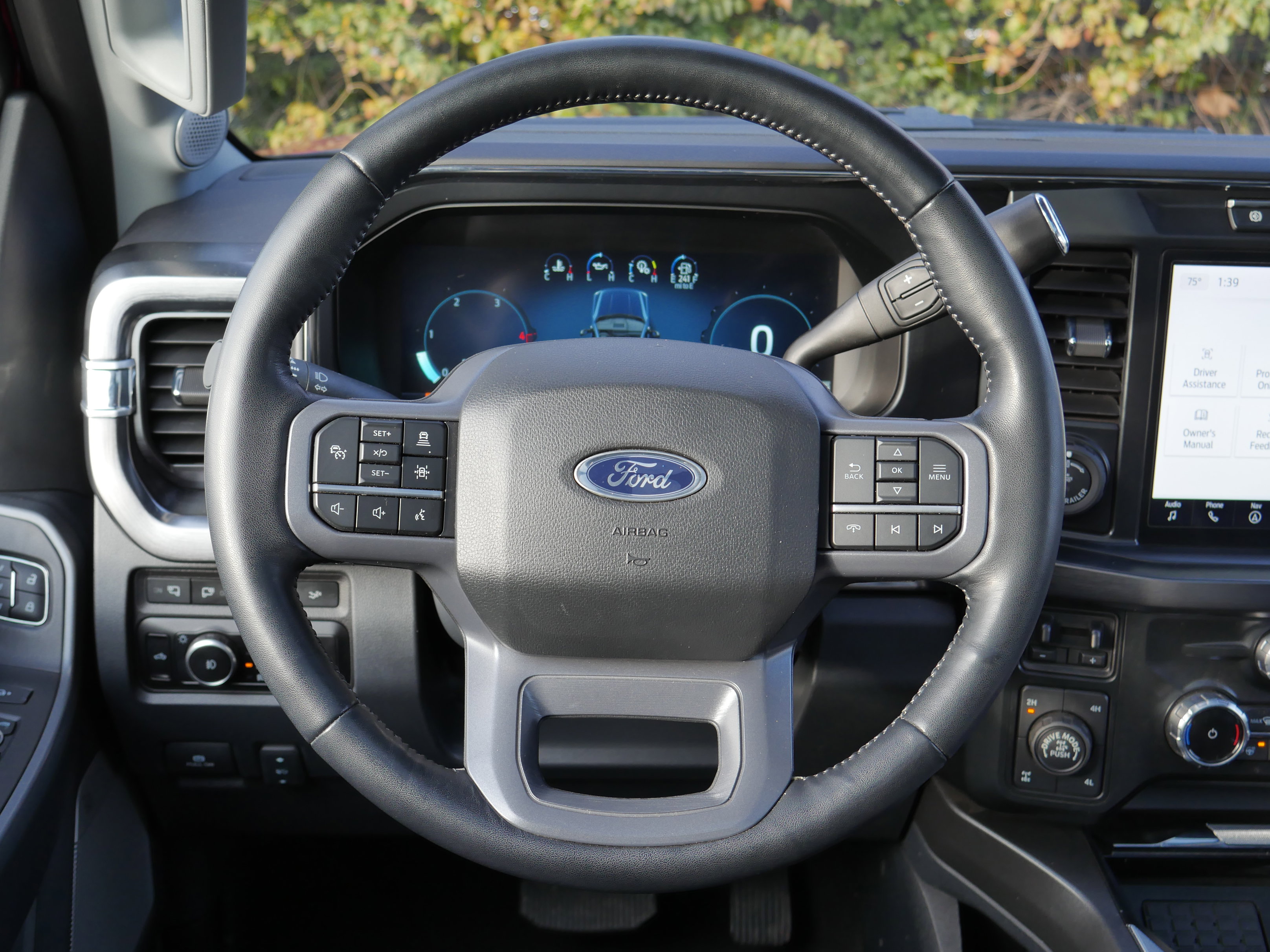 Certified 2023 Ford F250 Lariat w/ Lariat Ultimate Package image 7