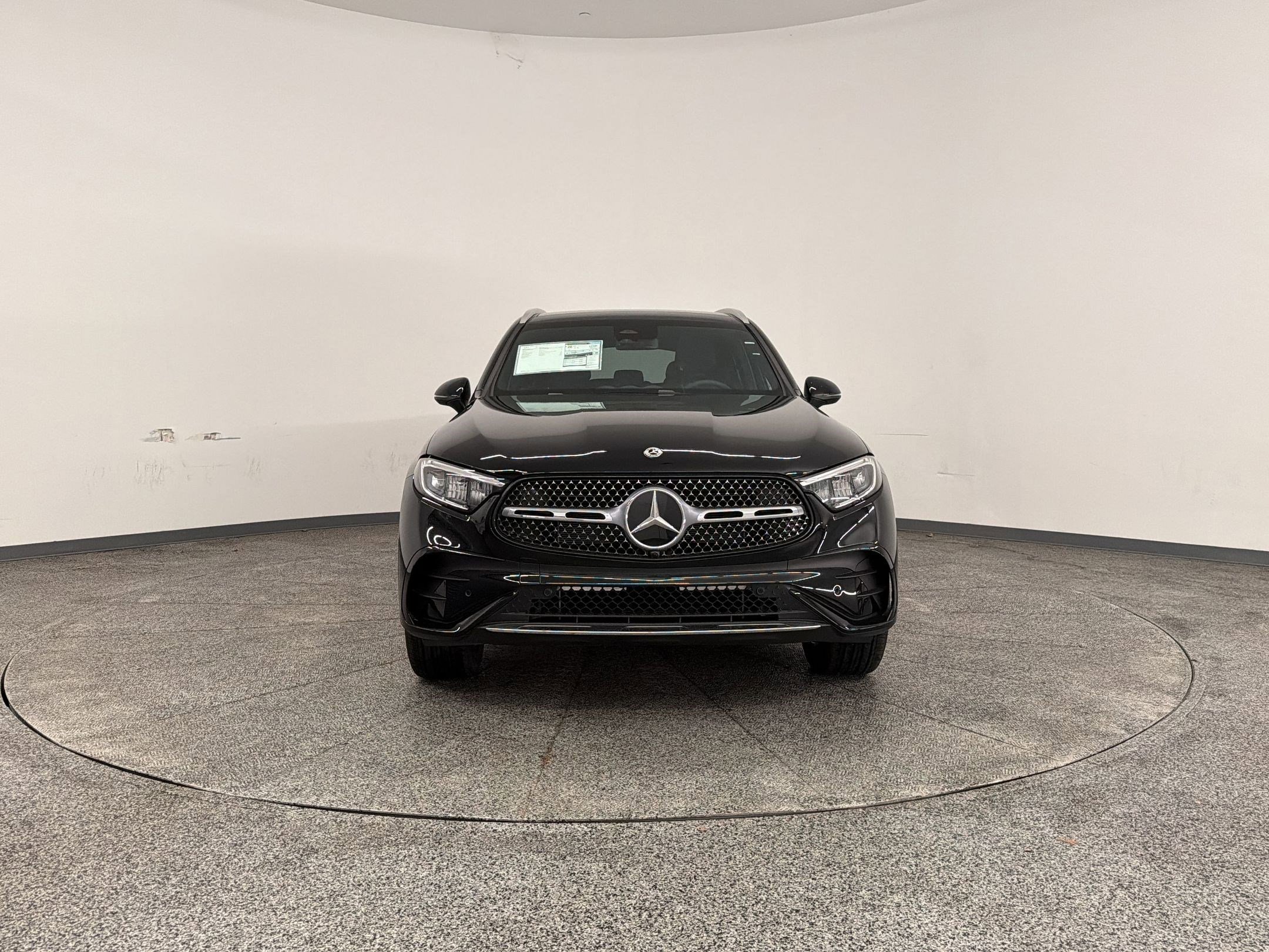 Used 2026 Mercedes-Benz GLC 300 4MATIC image 5