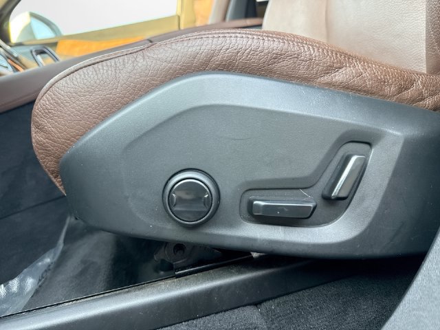 Certified 2023 Volvo XC90 B6 Plus w/ Protection Package AWD/4WD image 17