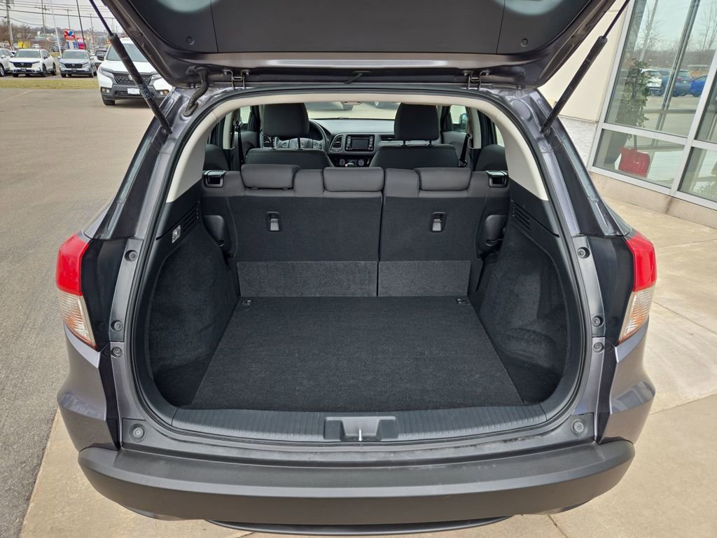 Certified 2021 Honda HR-V LX image 23