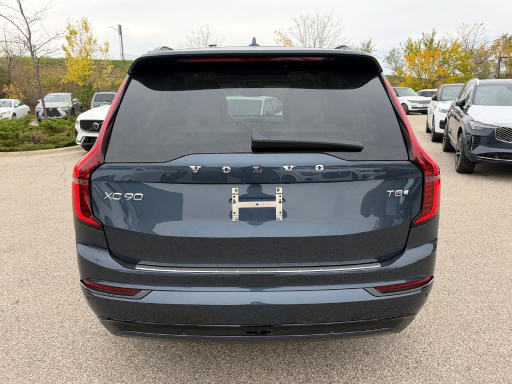 New 2027 Volvo XC90 T8 Ultra AWD/4WD image 3