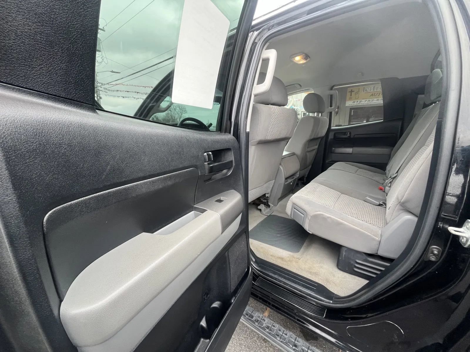 Used 2011 Toyota Tundra 2WD Double Cab image 14