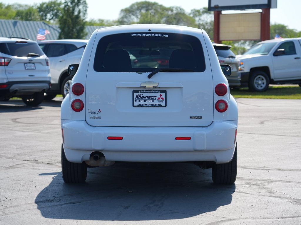Used 2010 Chevrolet HHR LS FWD image 4