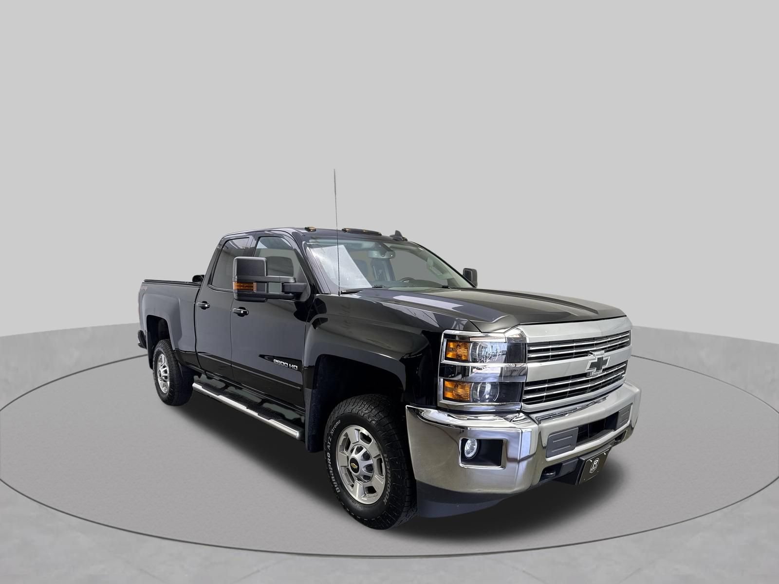 Used 2016 Chevrolet Silverado 2500 LT w/ LT Convenience Package AWD/4WD image 3