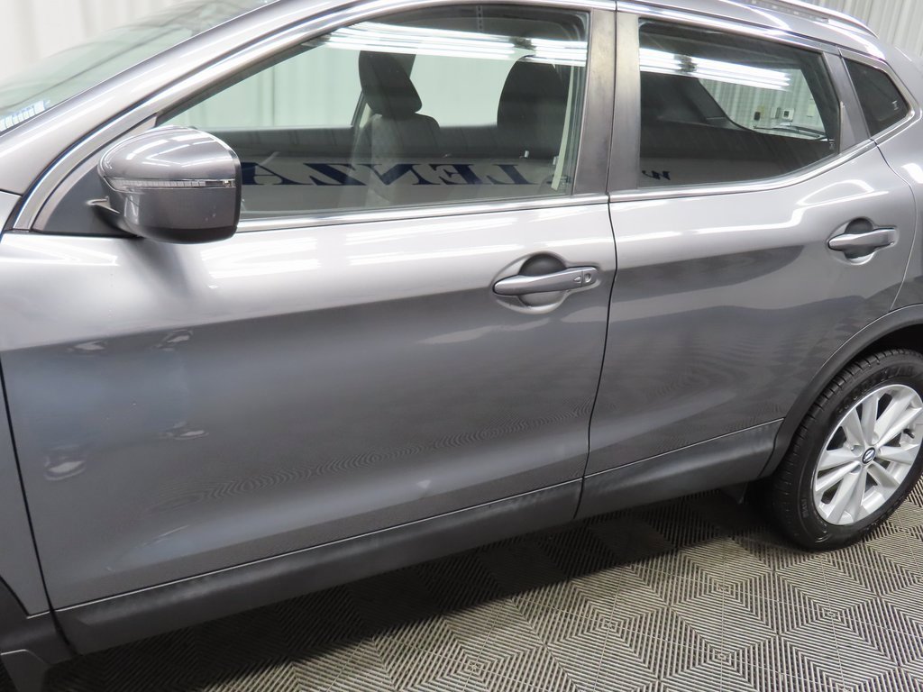 Used 2019 Nissan Rogue Sport SV image 35